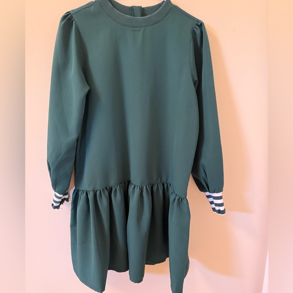 Green Long Sleeve Dress with Striped Cuffs